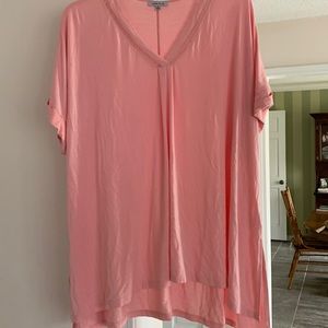💕💕 Beautiful v neck tunic - gently used!!!